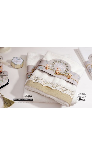Trusou de botez personalizat prin brodare, cu ursuleti si frunze de eucalipt, Little Bear 26